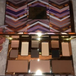 ♠️ SOLD ♠️ Tarte Clay Play Face Shaping Palette